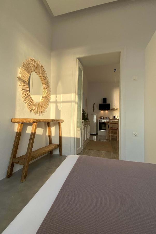 Lyra Seafront Apartment , Paroikia Town Center Dış mekan fotoğraf
