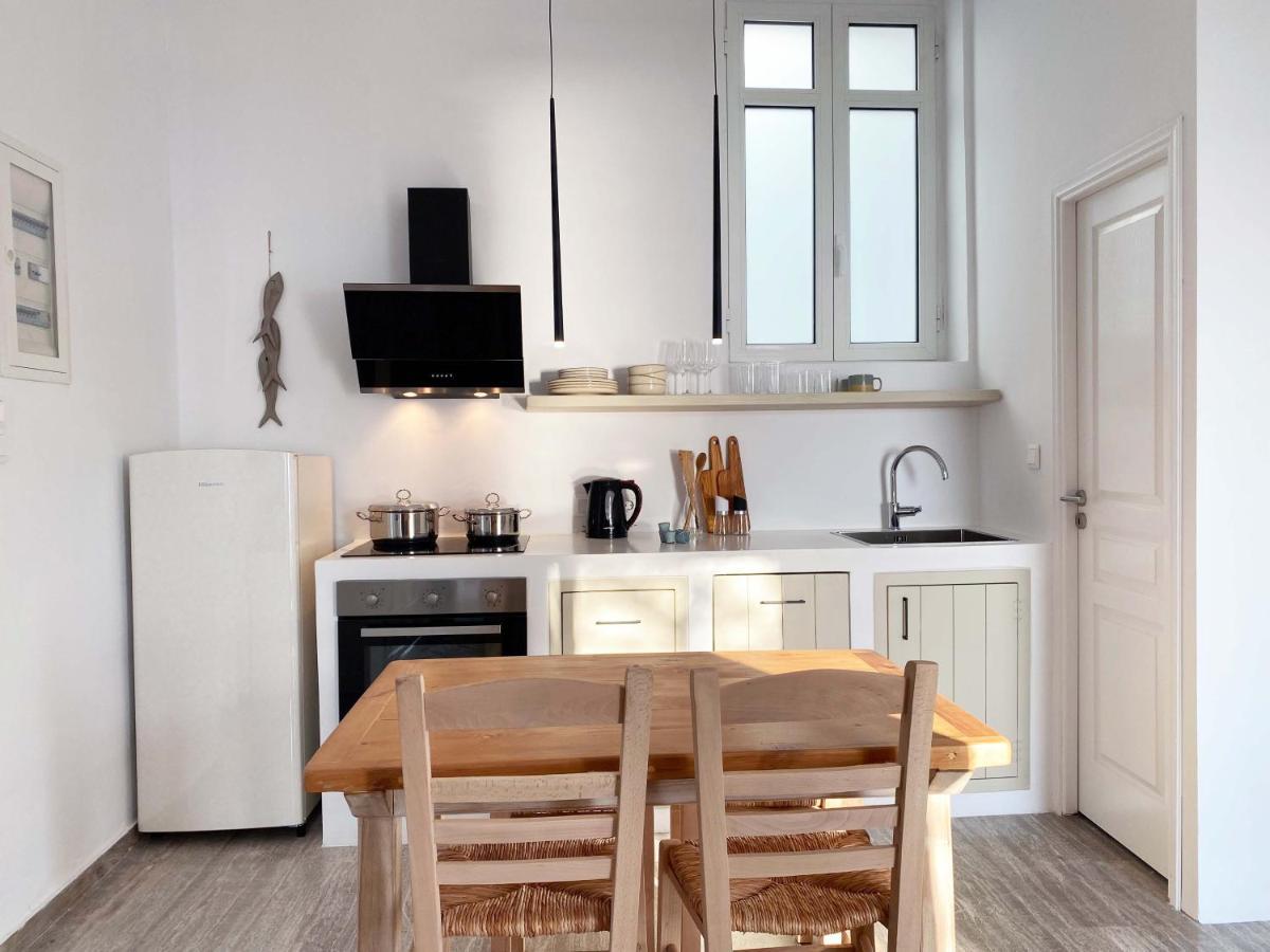 Lyra Seafront Apartment , Paroikia Town Center Dış mekan fotoğraf