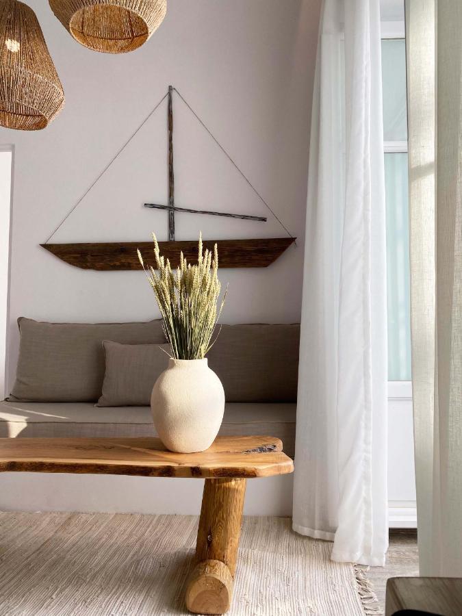 Lyra Seafront Apartment , Paroikia Town Center Dış mekan fotoğraf